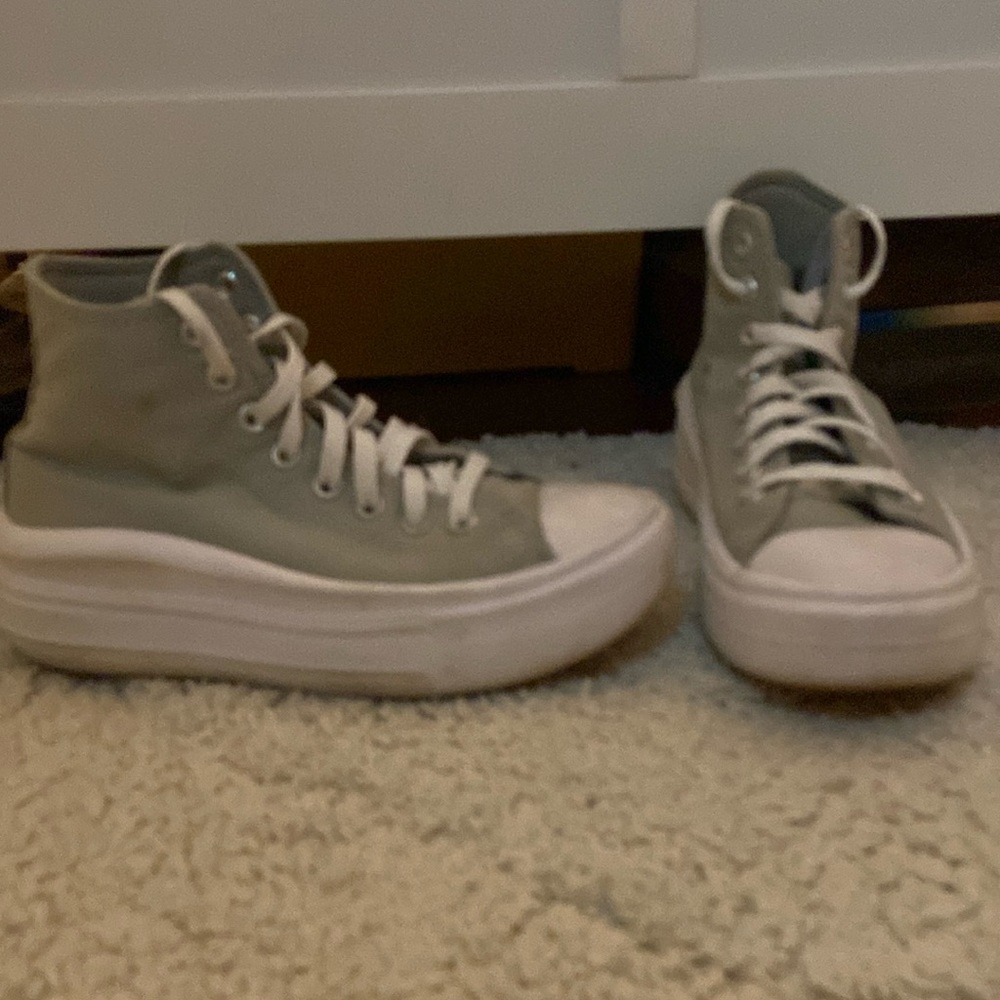 Green Platform Converse Size Seven